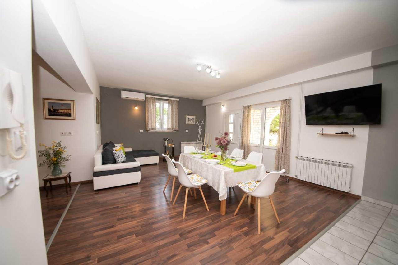 Apartman Mjeda Kastav Exteriör bild